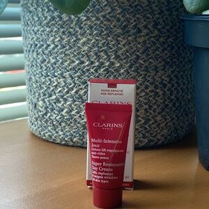 3/$40 🦙 Clarins Multi-Intensive Super Restorative Day Cream 5ml